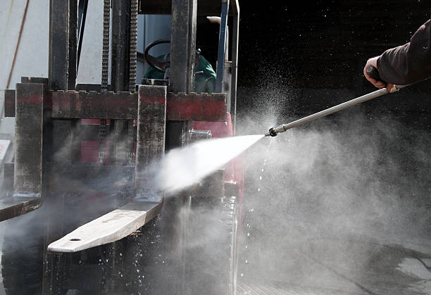 Best Concrete Pressure Washing  in Crescent City, FL